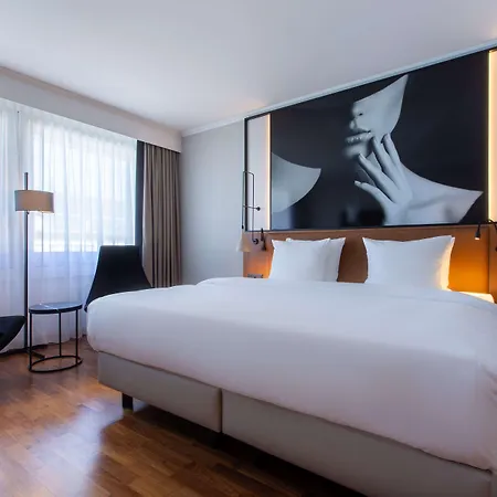 Radisson Blu,